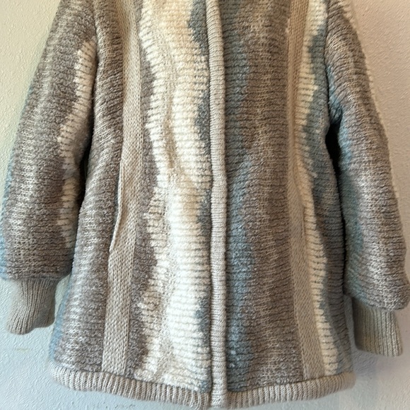 80s Vintage Aurora International by Abbmoor Heavy Knit jacket - Picture 4 of 16